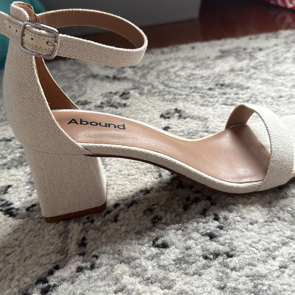 Sandals - Picture 5 of 5